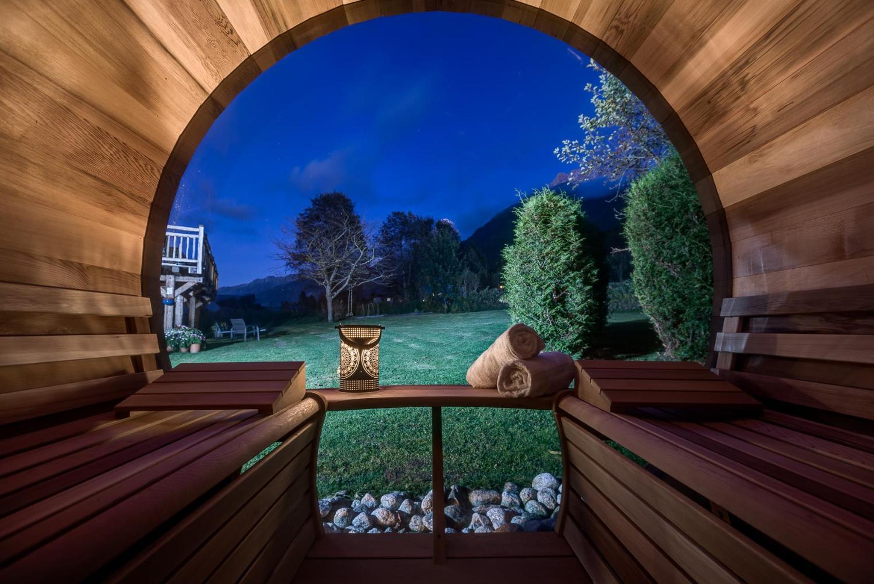 Tiki Lodge - Hot Tub & Sauna Chamonix Bagian luar foto