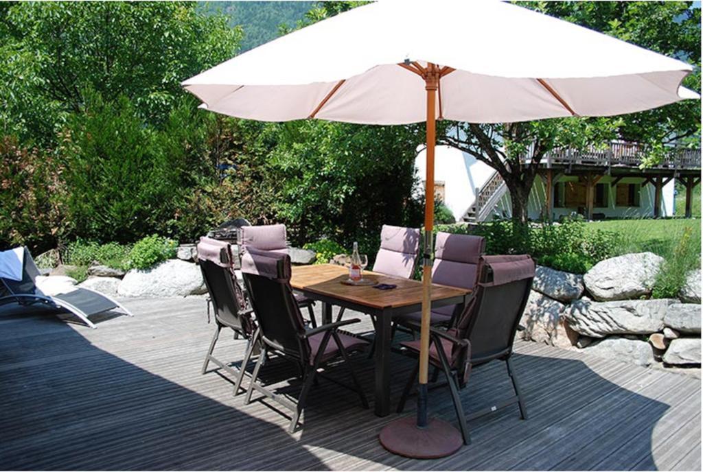 Tiki Lodge - Hot Tub & Sauna Chamonix Bagian luar foto